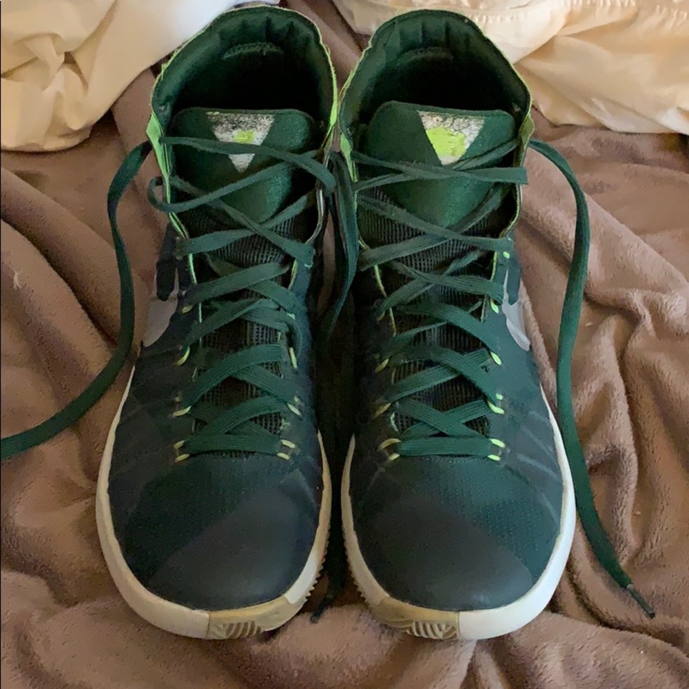 Nike Zoom basketball shoes, Sz 8